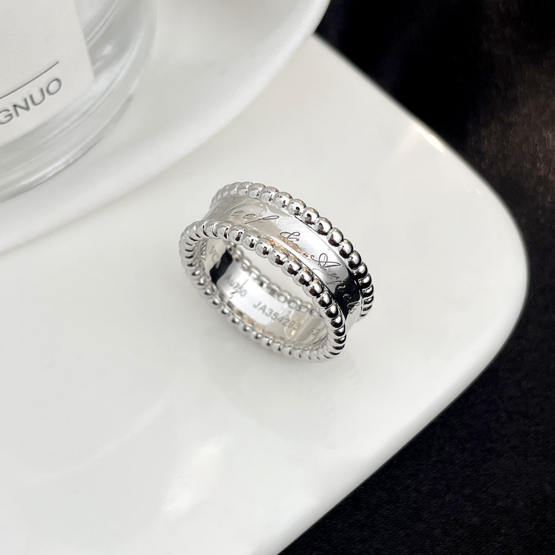 VCA PERLEE SIGNATURE RING