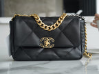 chanel-19bag-as1160-black-gold-buckle-bag-small-26cm Shoulder