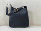 ysl-le-5-a-7-supple-small-grained-leather-black-23-x-22-x-8-5cm Shoulder