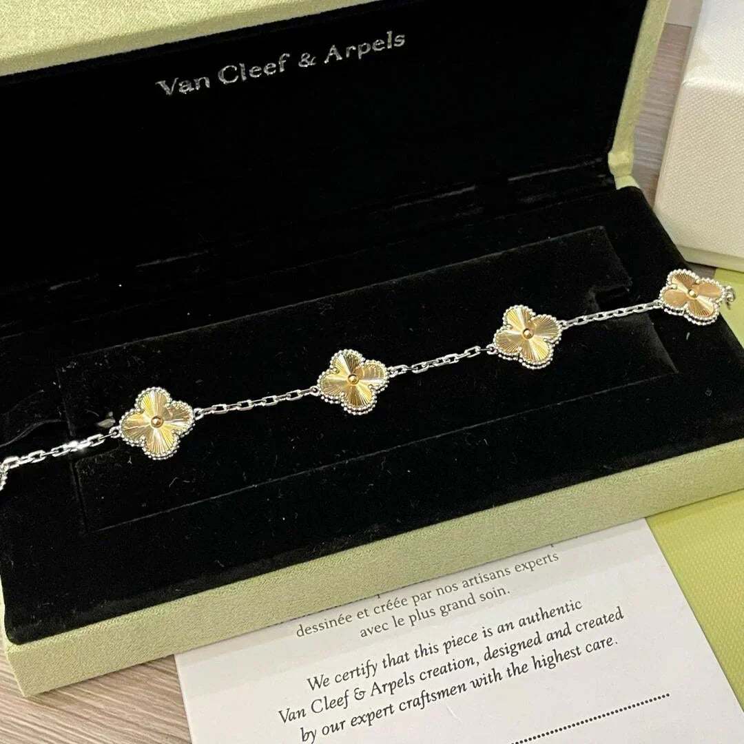 VCA CLOVER 5 MOTIF LASER BRACELET COLLECTION